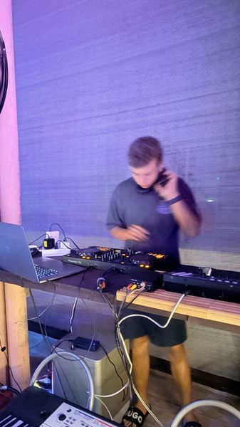 DJ Hugo@Bar Ibiza